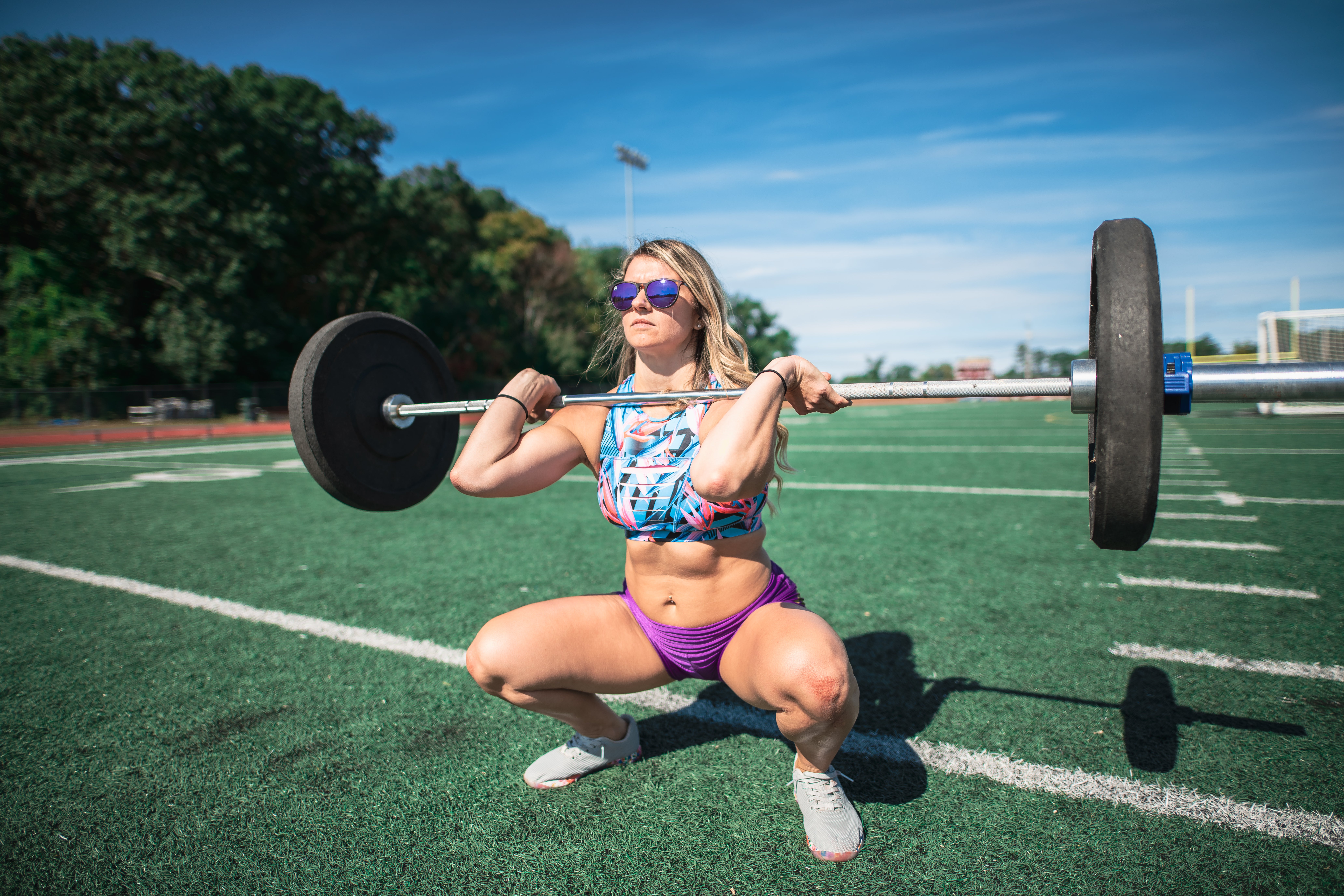 Clean catch position Clean catch position for Olympic weightlifting